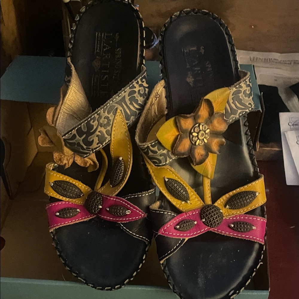 L'ATISTE Women's Pink, Yellow, and Brown Sandals
